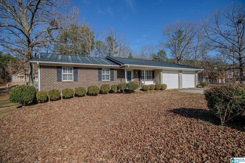 221 Gable Ln, Munford, AL, 36268-5097 | Card Image