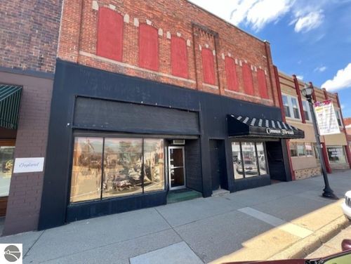 109 N Mill St, Saint Louis, MI, 48880-1522 | Card Image