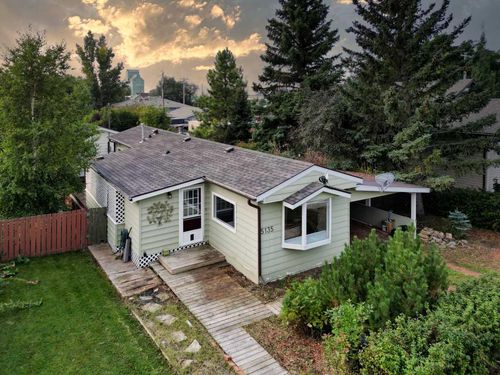 5135 54 Ave, Stavely, AB, T0L1Z0 | Card Image