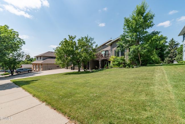 1612 Santa Gertrudis Loop, House other with 5 bedrooms, 4 bathrooms and null parking in Bismarck ND | Image 55