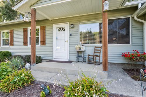 88 S Seebert St, Cary, IL, 60013-2618 | Card Image