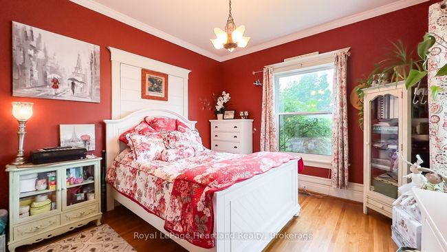 132 Elgin Ave E, House other with 3 bedrooms, 2 bathrooms and 5 parking in Goderich ON | Image 13