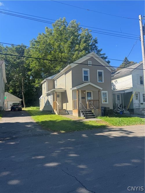713 Emerson Ave, Syracuse, NY, 13204-1705 | Card Image
