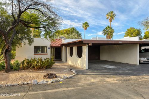 4819 N Via Entrada, Tucson, AZ, 85718-5841 | Card Image