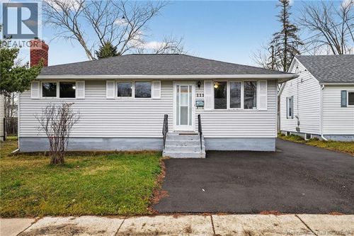 111 Spruce St, Moncton, NB, E1C7K4 | Card Image
