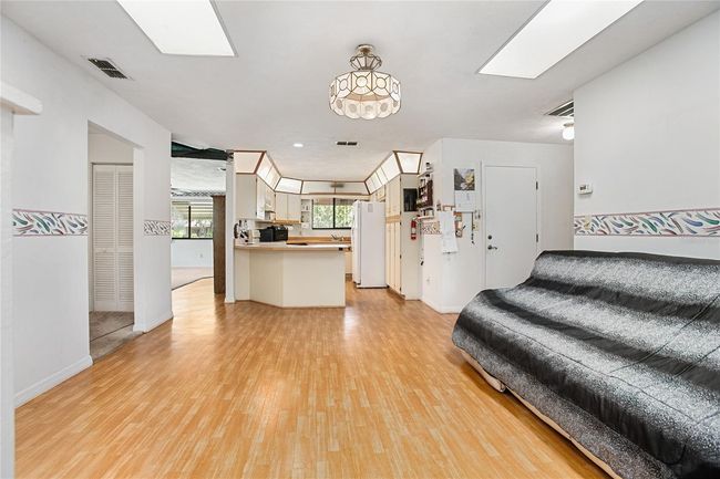 Family Room | Image 7