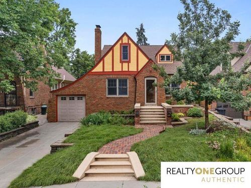 6024 Poppleton Ave, Omaha, NE, 68106-1534 | Card Image