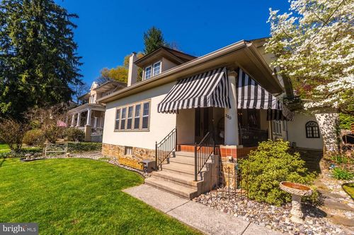 230 Friedensburg Rd, MOUNT PENN, PA, 19606-1906 | Card Image