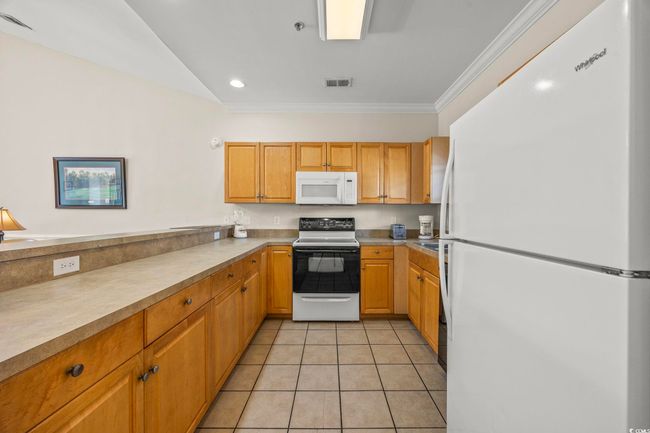 APT-304 - 4880 Dahlia Ct, Condo with 2 bedrooms, 2 bathrooms and null parking in Myrtle Beach SC | Image 28