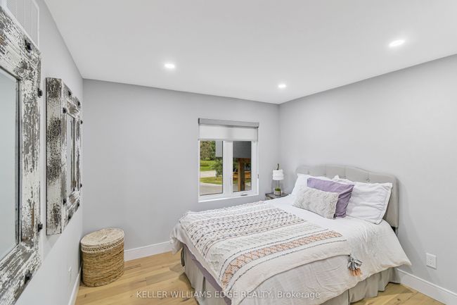 16 Mercury Rd, House other with 5 bedrooms, 4 bathrooms and 18 parking in Freelton ON | Image 16