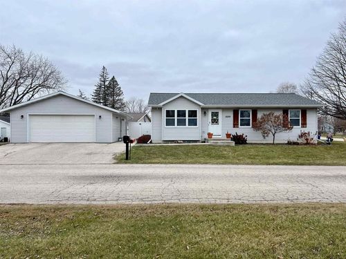 1609 Rose Avenue, North Fond Du Lac, WI, 54937 | Card Image