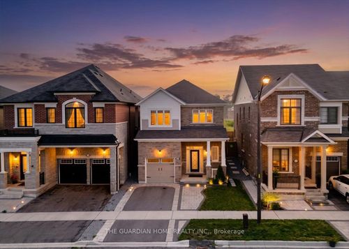 45 Barkerville Dr, Whitby, ON, L1P0M4 | Card Image