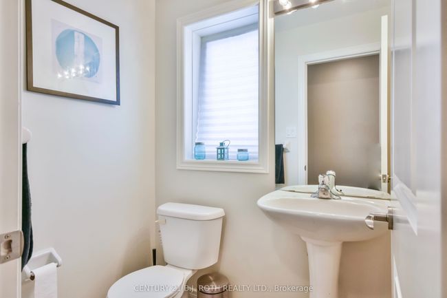 212 Maplewood Dr, House other with 3 bedrooms, 3 bathrooms and 4 parking in Angus ON | Image 6