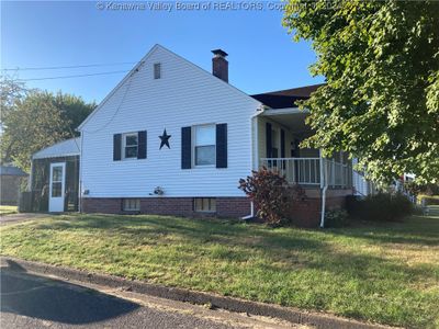 2230 Mount Vernon Avenue, House other with 2 bedrooms, 1 bathrooms and null parking in Point Pleasant WV | Image 2