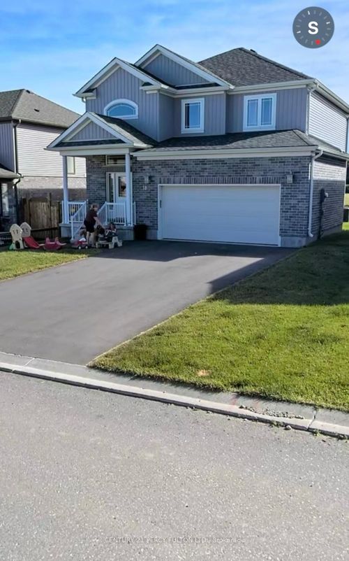 18 Hartfield St, Ingersoll, ON, N5C0C4 | Card Image