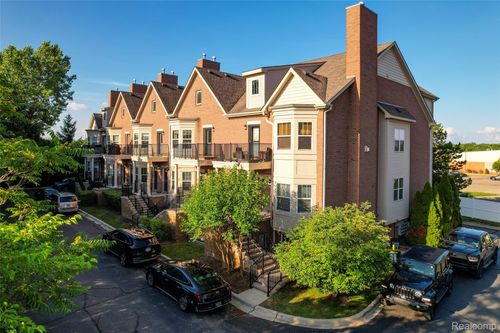 41666 Tera Ln, Novi, MI, 48375-1858 | Card Image
