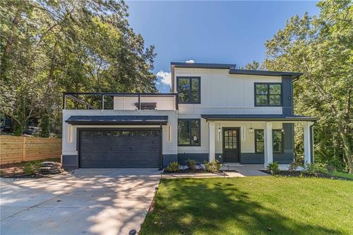 6465 Yacht Club Rd, Flowery Branch, GA, 30542-3857 | Card Image