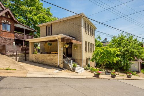 2918 Waidler St, Brentwood, PA, 15227-2514 | Card Image
