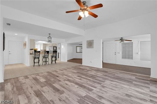 9 Regency Ct, LEHIGH ACRES, FL, 33936-5287 | Card Image