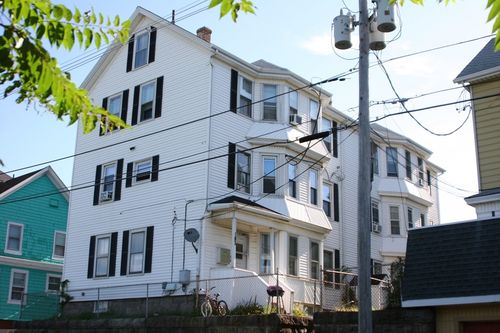 apt-1-183 Lindsey St, Fall River, MA, 02720-1142 | Card Image