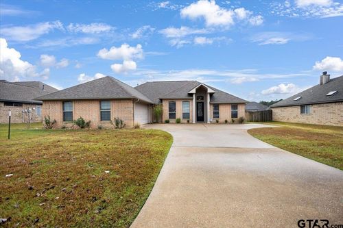 2065 Yasmeen Cir, Flint, TX, 75762-6733 | Card Image