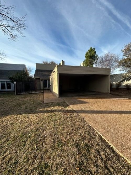 23 Harbour Town St, Abilene, TX, 79606-5033 | Card Image