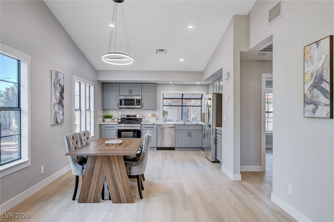 Pickwick Dr, Henderson, NV 89014
