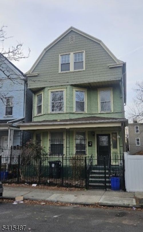 212 3rd St, Newark, NJ, 07107-2211 | Card Image