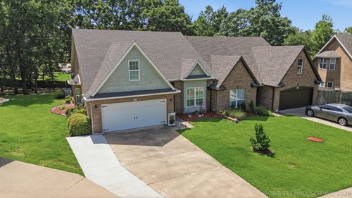 3917 State College Dr, Muskogee, OK, 74403-1028 | Card Image