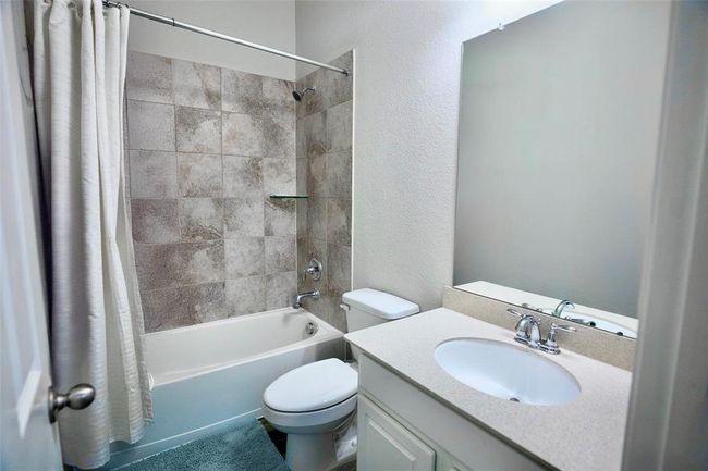 31007 Laurel Creek Ln, House other with 4 bedrooms, 3 bathrooms and 2 parking in Conroe TX | Image 10