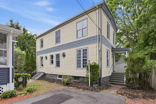 20 Hemenway Ct, Malden, MA, 02148-3065 | Card Image