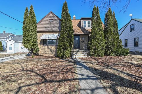 1908 Columbus Street, Manitowoc, WI, 54220 | Card Image