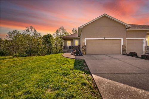 631 N 74th St, Kansas City, KS, 66112-2823 | Card Image