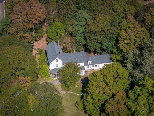 98 Main St, Wenham, MA, 01984-1519 | Card Image