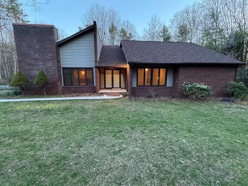 338 Oak Knoll Dr., Hillsville, VA, 24343 | Card Image