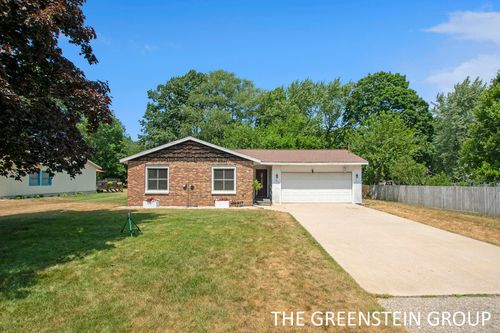 649 Sherwood St, Holland, MI, 49424-1607 | Card Image