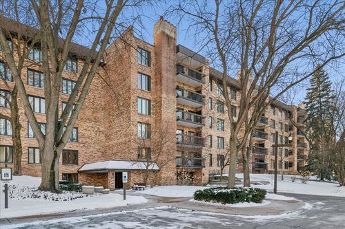 410-3741 Mission Hills Rd, Northbrook, IL, 60062-5748 | Card Image