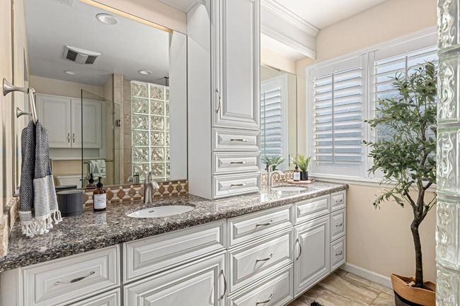 401 Arlington Circle, House other with 4 bedrooms, 3 bathrooms and 4 parking in Fairfield CA | Image 16