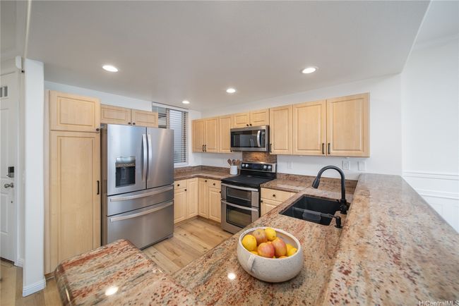 APT-1505 - 92-1143 Panana St, Condo with 2 bedrooms, 3 bathrooms and 2 parking in Kapolei HI | Image 10