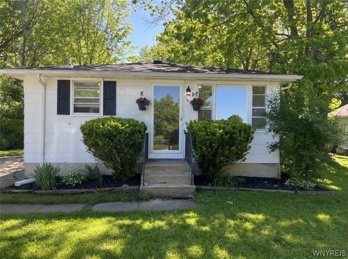 5901 Rosewood Terrace, Hamburg, NY, 14085 | Card Image