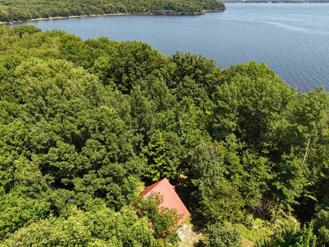 1072 Butler Is, House other with 1 bedrooms, 1 bathrooms and null parking in North Hero VT | Image 25
