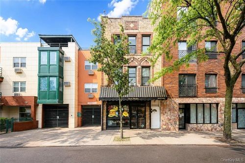 10 Bay Ridge Ave, Brooklyn, NY, 11220-5009 | Card Image