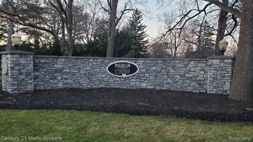 6311 Withers Way Ct, Grand Blanc, MI, 48439 | Card Image
