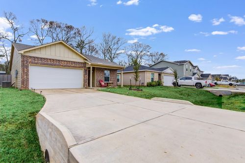 15560 Briar Forest Dr, Conroe, TX, 77306-2035 | Card Image