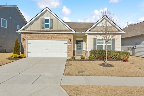 121 Gatwick Dr, Lebanon, TN, 37087-2882 | Card Image