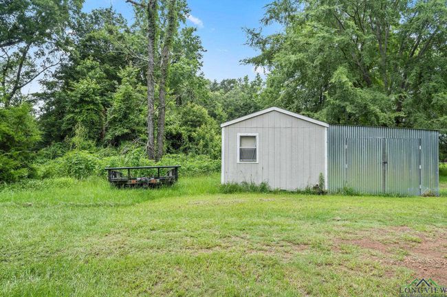 8103 Us Highway 259 N, House other with 4 bedrooms, 3 bathrooms and null parking in Omaha TX | Image 4