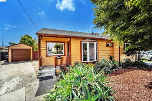 16366 Emery Ct, San Lorenzo, CA, 94580-1250 | Card Image
