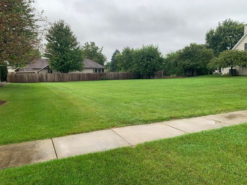 70 E Lynn Street, South Elgin, IL, 60177 | Card Image