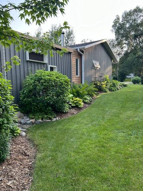 301 S Olaf Ave, Battle Lake, MN, 56515-4225 | Card Image