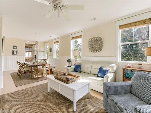 1550 Centre St, SANIBEL, FL, 33957-4517 | Card Image